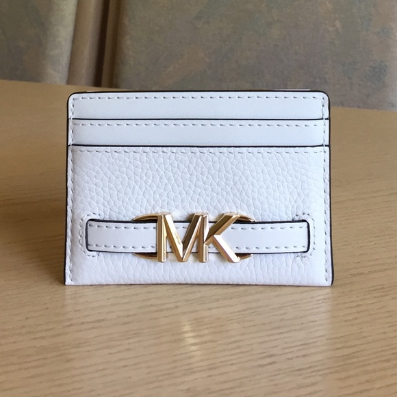 Michael Kors Handbags - Michael Kors Reed Optic White Leather Card Holder